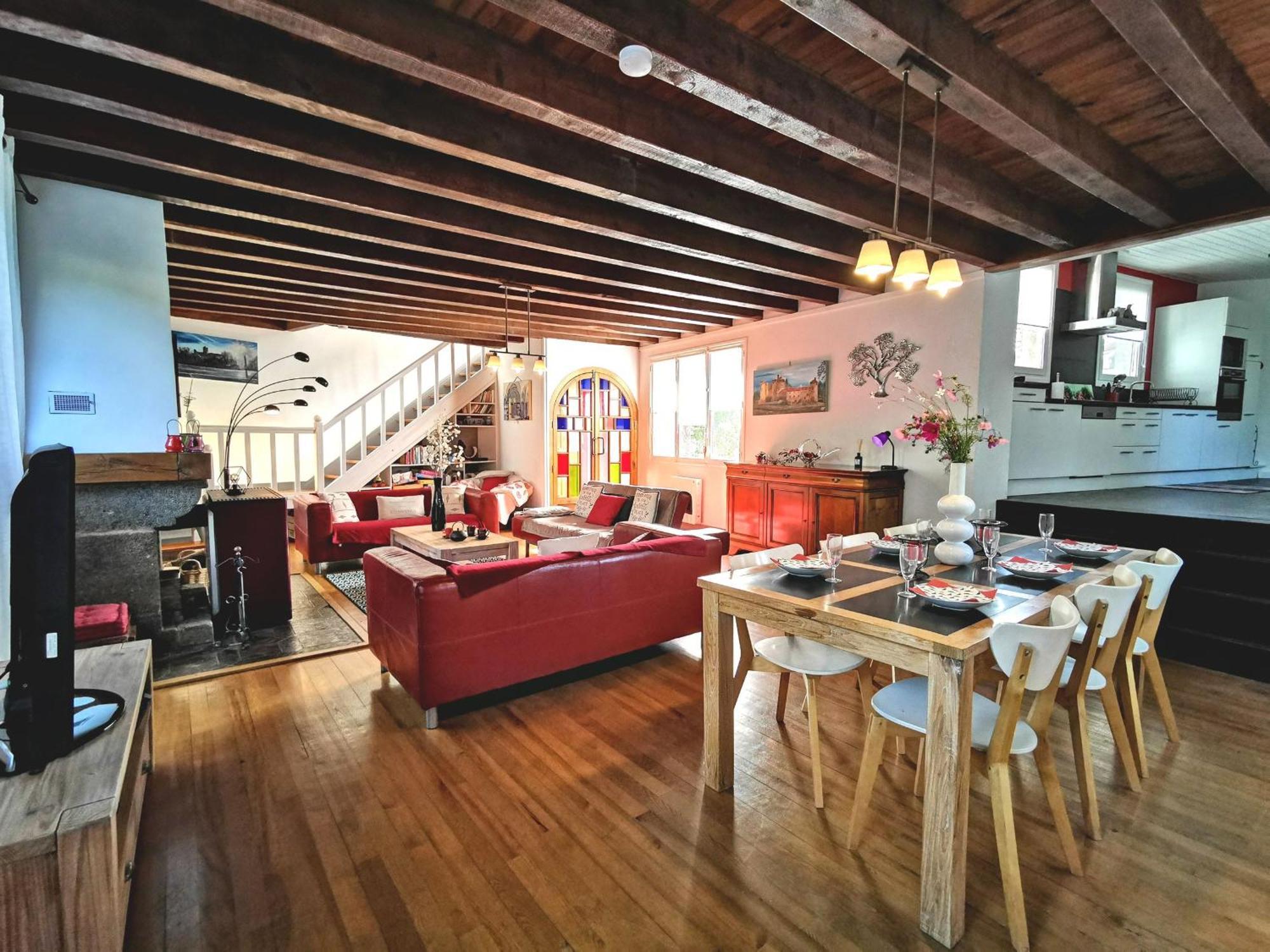 Grande Maison Au Coeur D'Un Village Historique Avec Terrasse Et Wifi Inclus - Fr-1-582-308 Saint-Vidal المظهر الخارجي الصورة