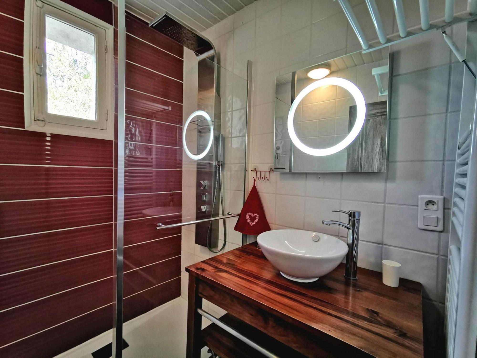 Grande Maison Au Coeur D'Un Village Historique Avec Terrasse Et Wifi Inclus - Fr-1-582-308 Saint-Vidal المظهر الخارجي الصورة