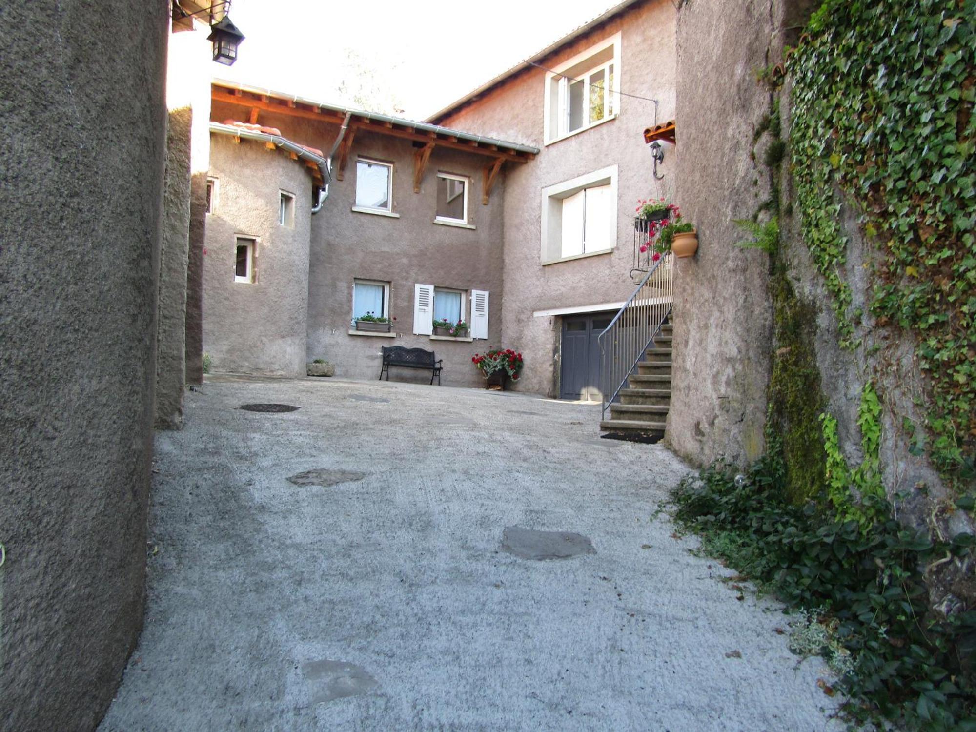 Grande Maison Au Coeur D'Un Village Historique Avec Terrasse Et Wifi Inclus - Fr-1-582-308 Saint-Vidal المظهر الخارجي الصورة